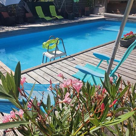 Instant De Liberte Bed & Breakfast Digoin Bagian luar foto